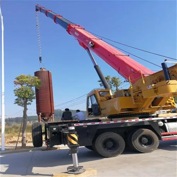 雨湖专业吊车租赁多少钱