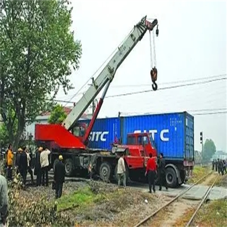 雨湖如何快速找到附近的吊车救援公司