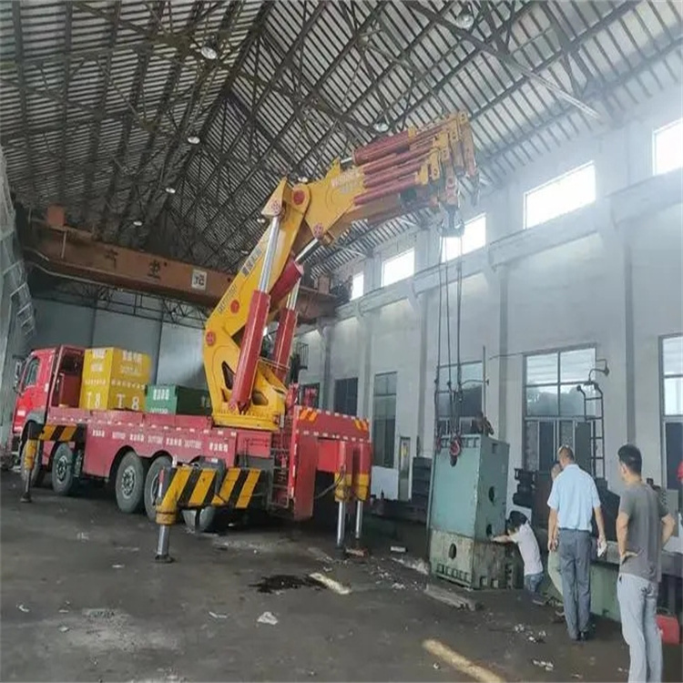 雨湖速查！附近自卸吊车租赁电话及租赁全攻略